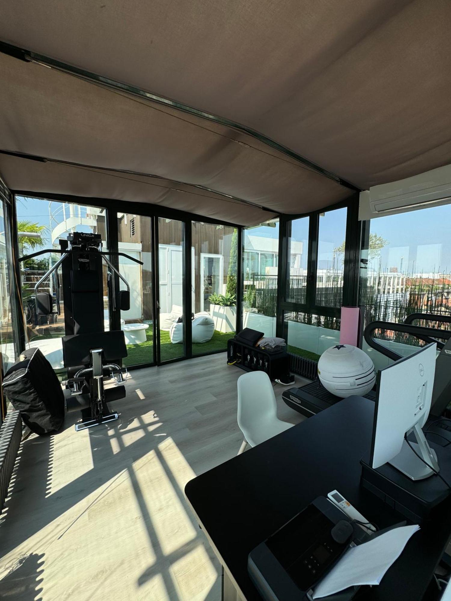 Skyjungle, Luxury Penthouse Private Pool And Milán