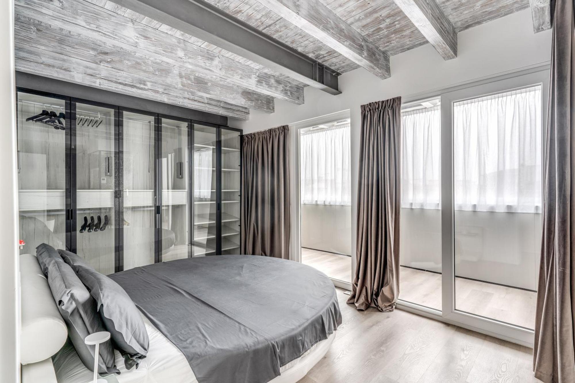 Skyjungle, Luxury Penthouse Private Pool And * Milán